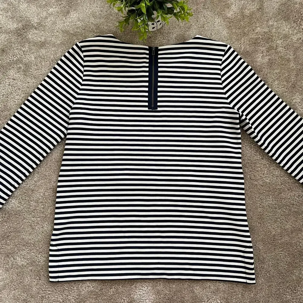 Madewell Navy Blue & Off-White Striped 3/4 Sleeve Textured Top Size: Medium